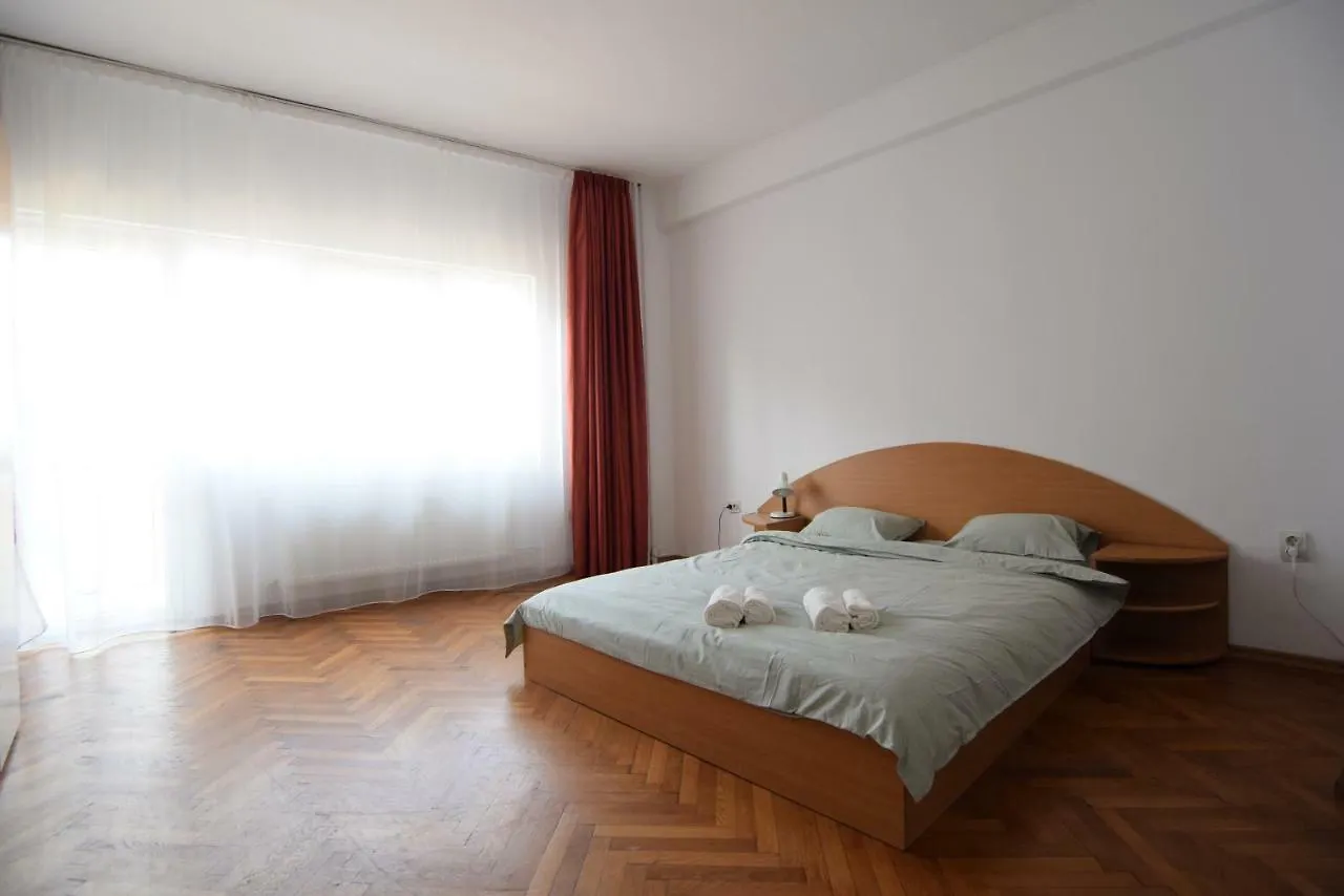Resedinta Lui Calin - Downtown Park Cismigiu Apartment Bucharest