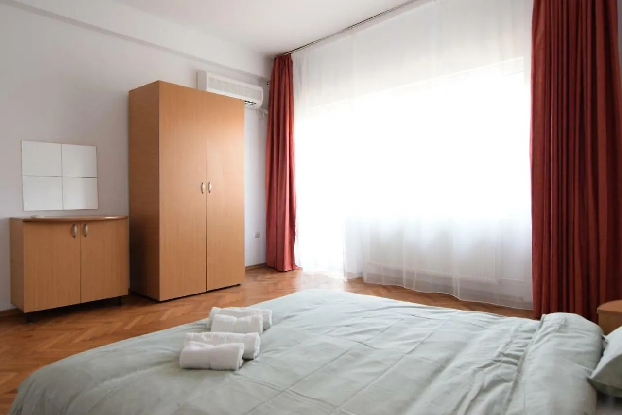 Resedinta Lui Calin - Downtown Park Cismigiu Apartment Bucharest