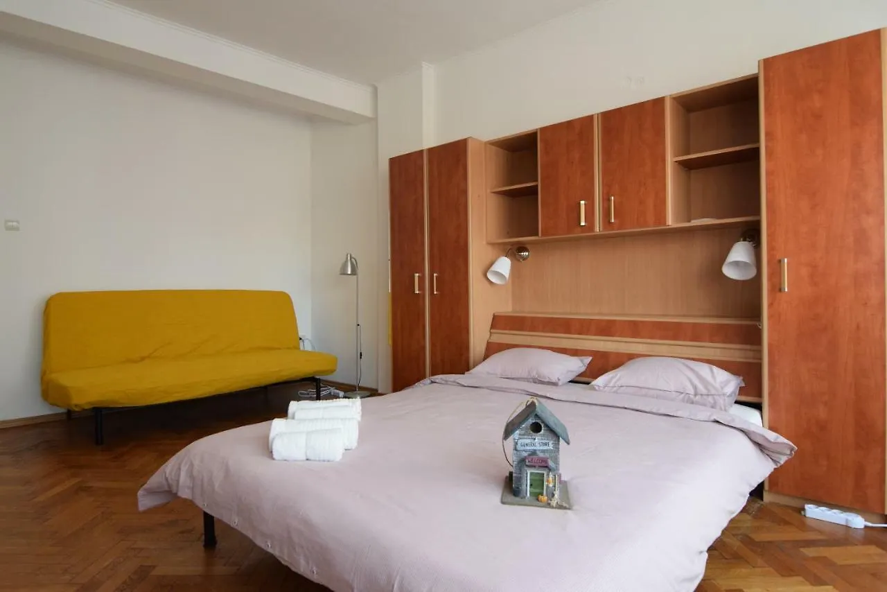 Resedinta Lui Calin - Downtown Park Cismigiu Apartment Bucharest Romania